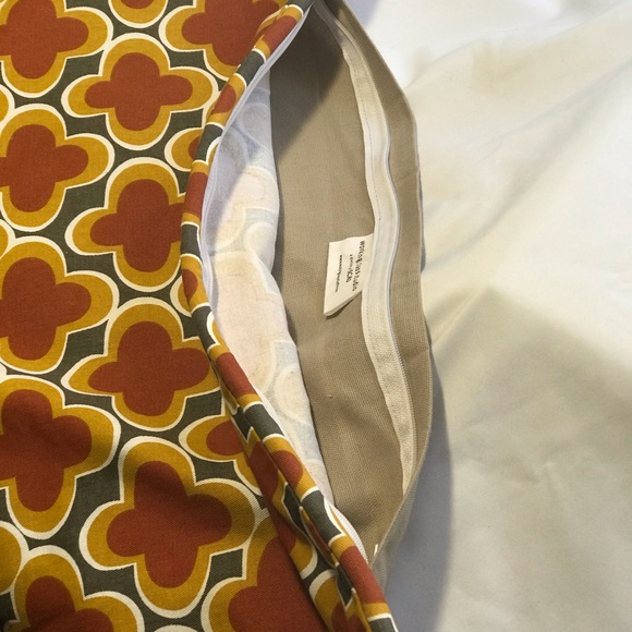 Cushion covers by working class studios - Picture 3 of 5